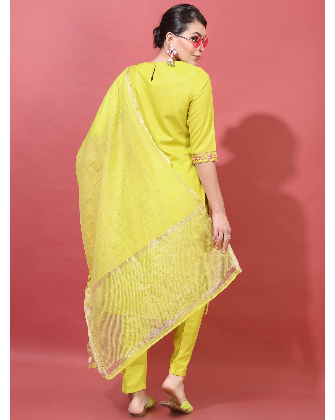 Polyester Embroidered ethnic pant  SuitSet view 2