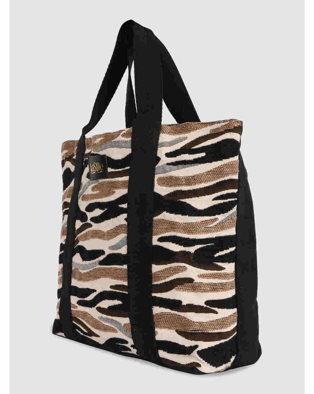 LA STILE Canvas Handbag