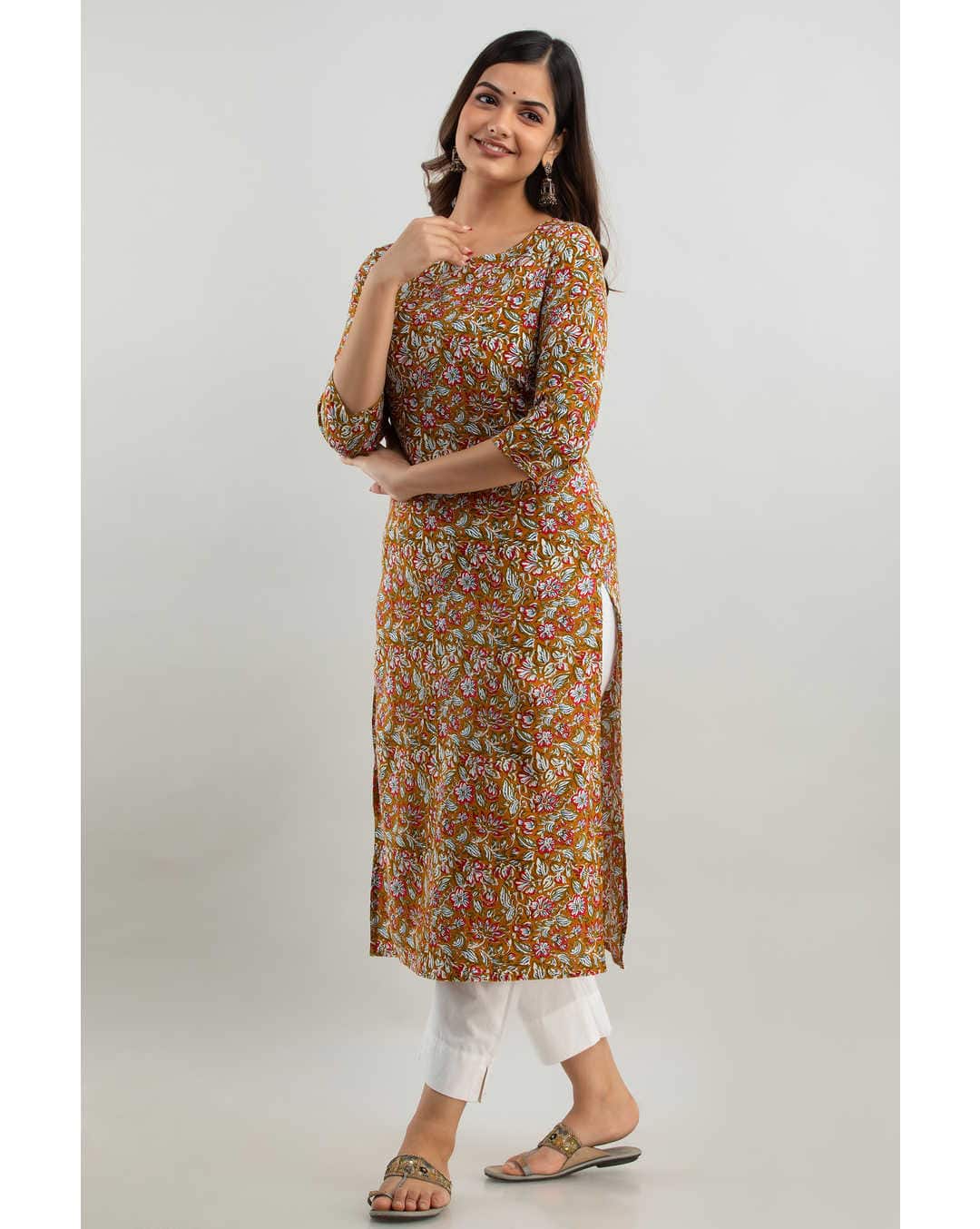 Rayon Printed Straight Kurta view 3