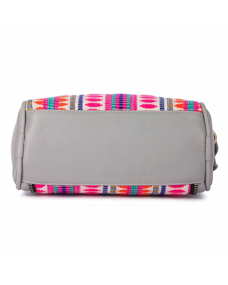LEATHER RETAIL Polyurethane (PU) Sling Bag