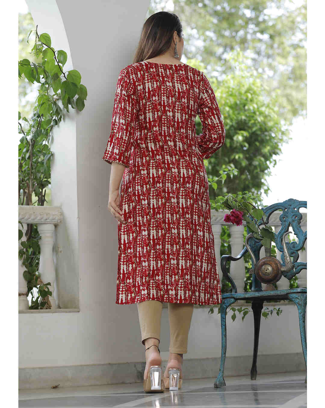 Rayon Printed Straight Kurta view 2