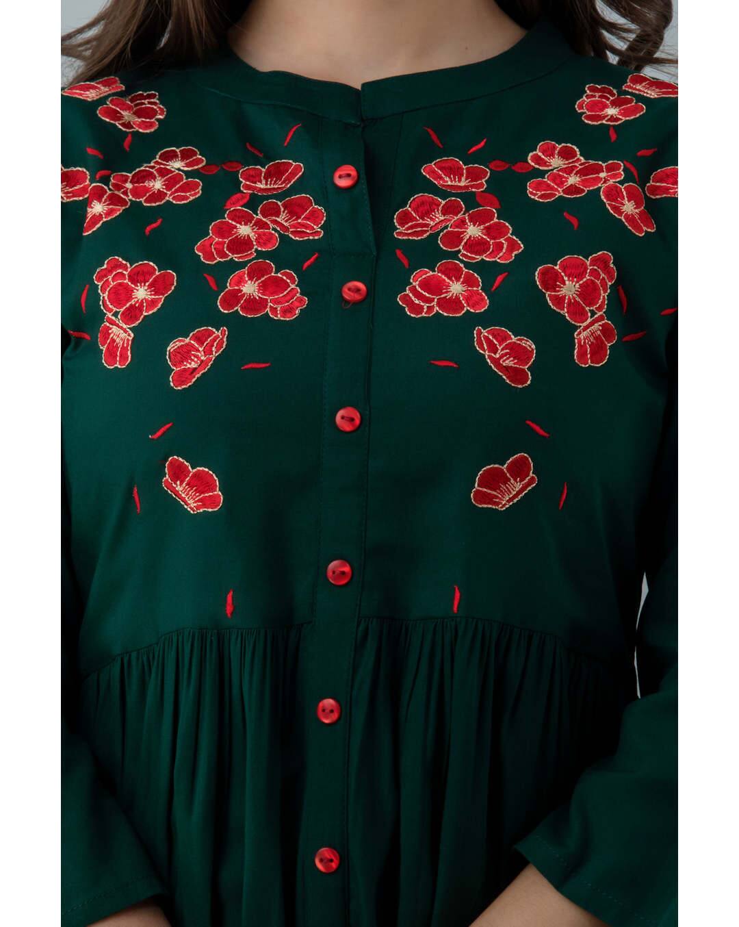 Rayon Embroidered Front Slit kurta view 5