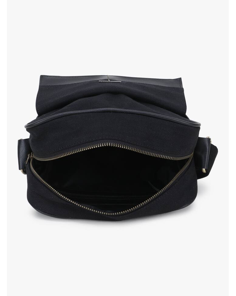 YELLOE Synthetic Sling Bag