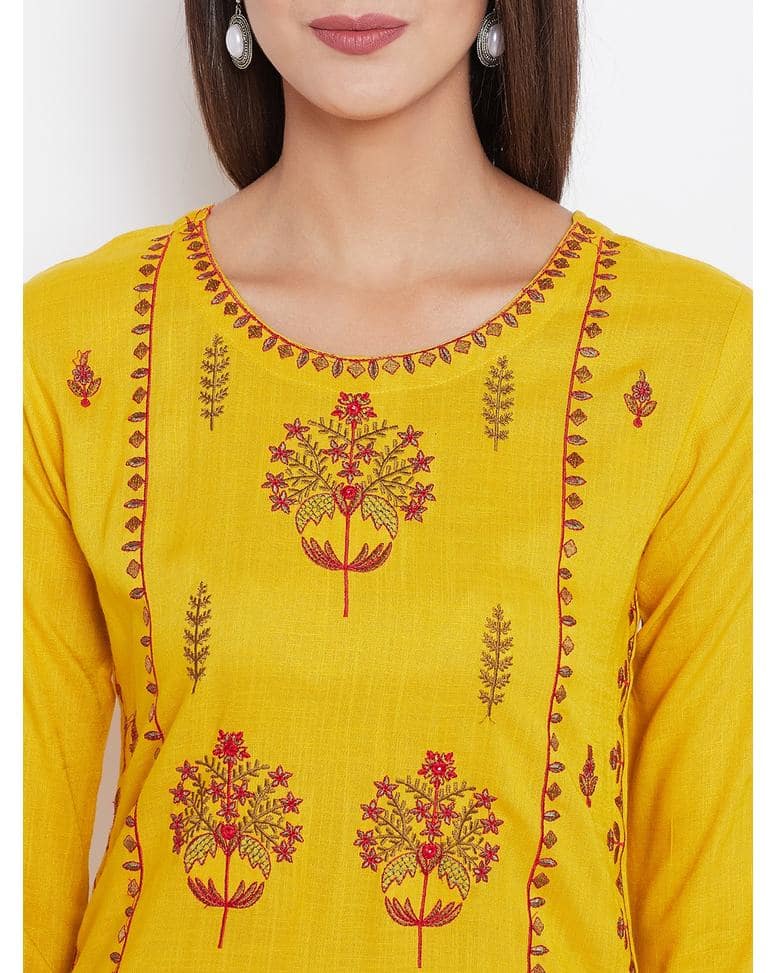 Rayon Embroidered Straight Kurta view 14