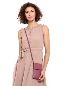 YELLOE Synthetic Sling Bag