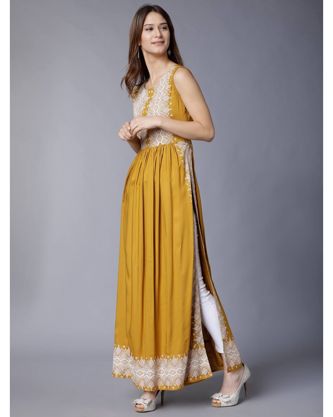 Rayon Printed Flared Kurta view 3