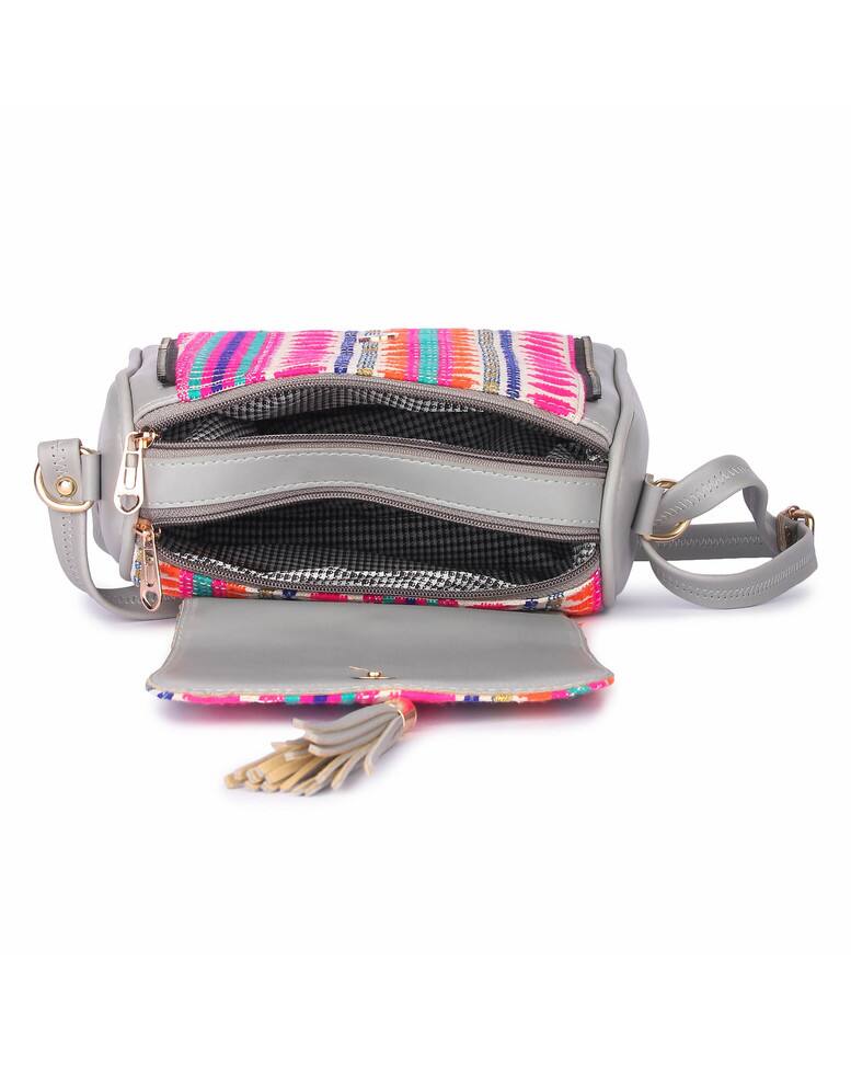 LEATHER RETAIL Polyurethane (PU) Sling Bag