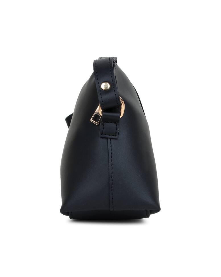YELLOE Synthetic Sling Bag