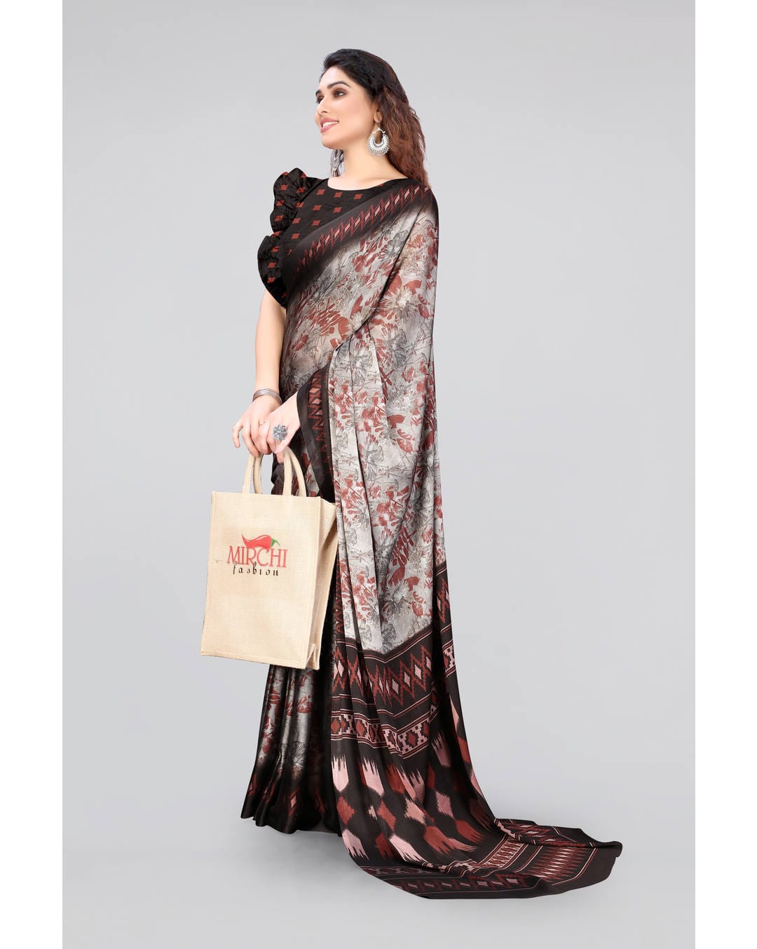 Chiffon All over print Regular Saree view 4