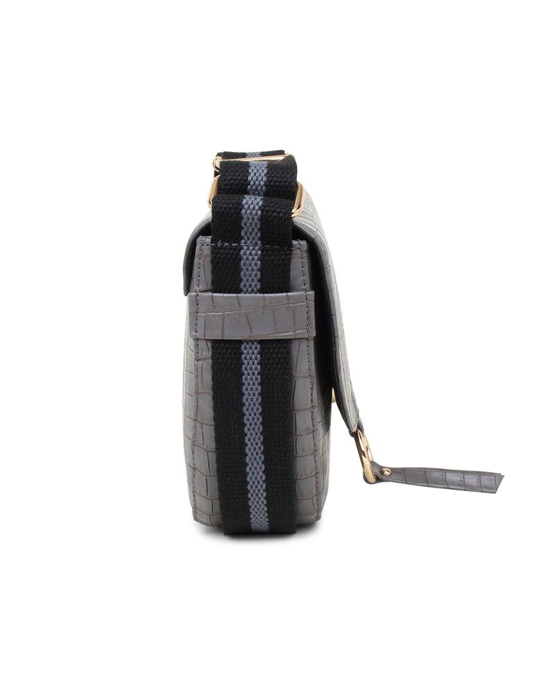 YELLOE Synthetic Sling Bag