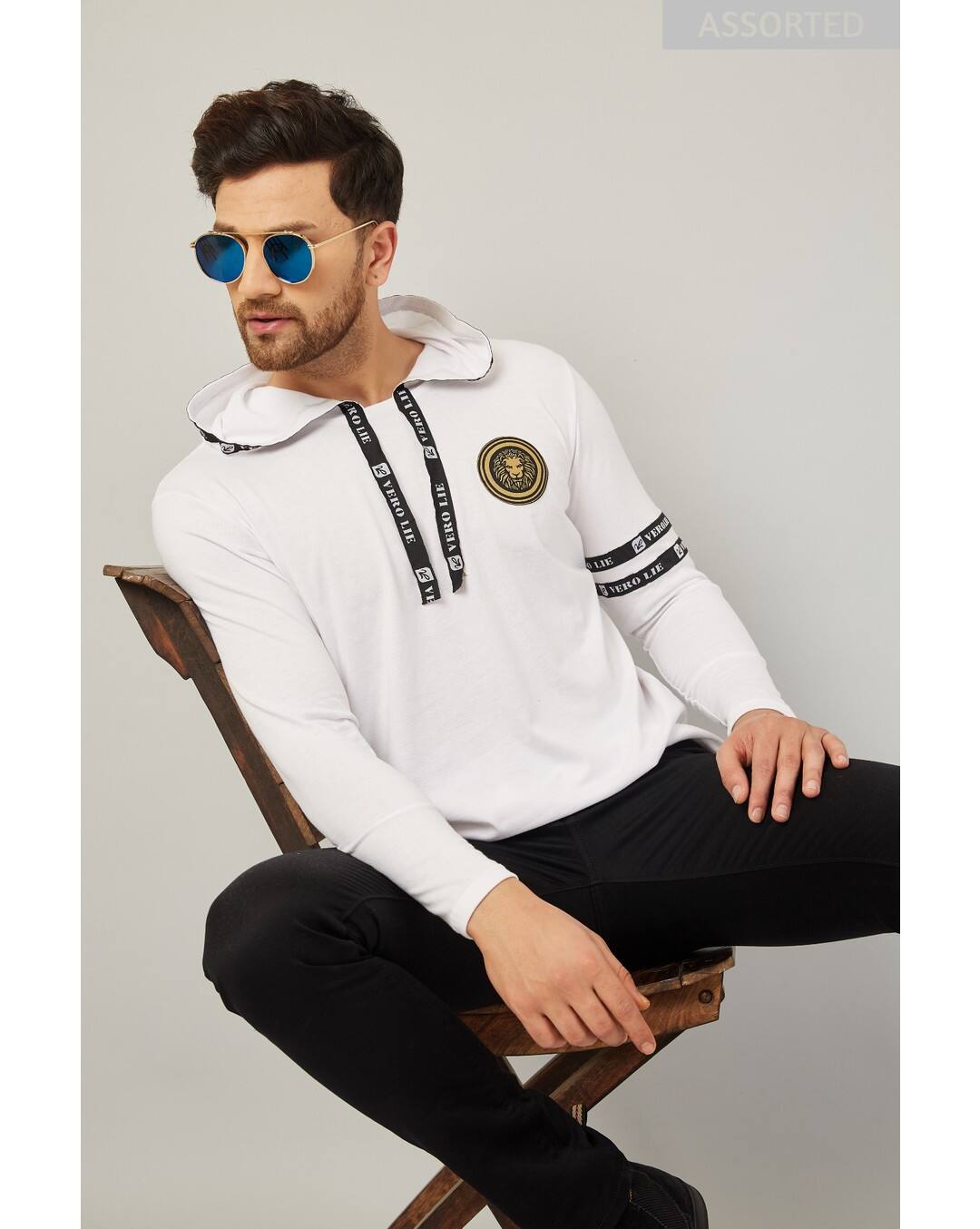 Cotton Solid Slim Fit Hooded Tshirts view 11