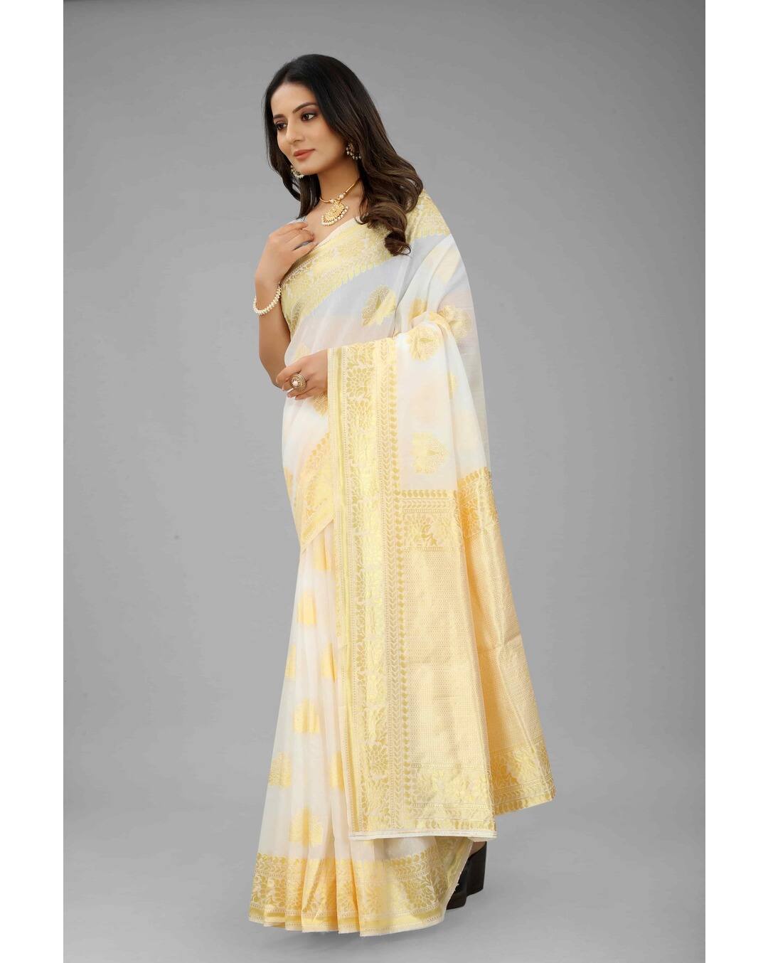 Art Silk Floral 9 Regular Saree view 4