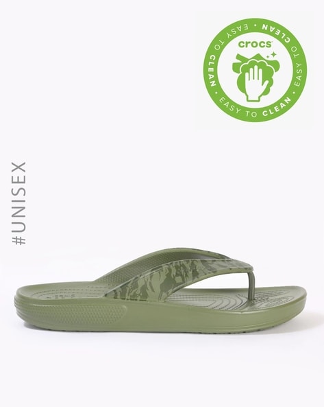 crocs camo flip flops