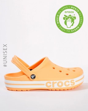 crocs on ajio