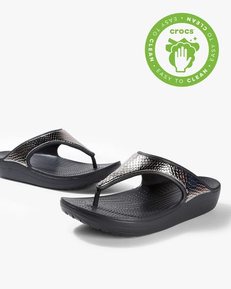 Sloane Metallic Textured T-strap Flip-Flops