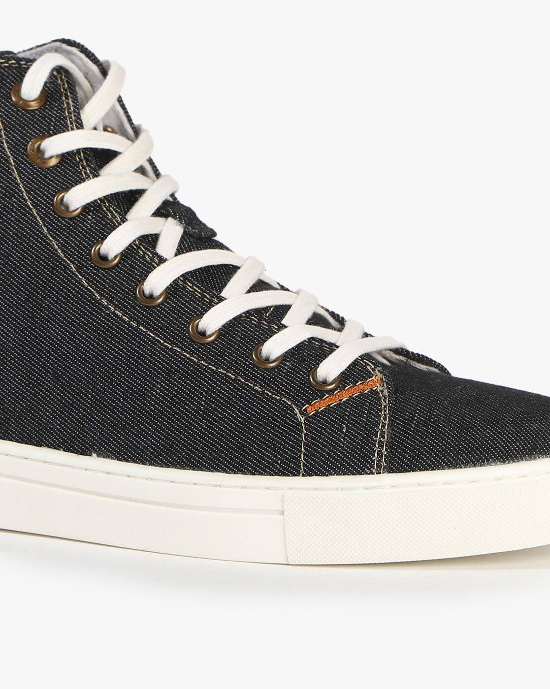 Buy Black Boots for Men by LEVIS Online 