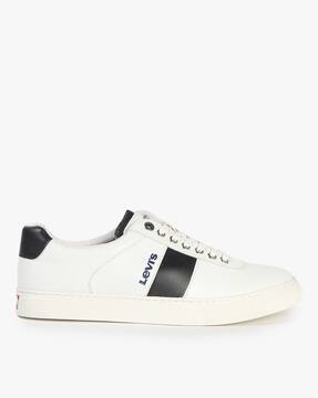 levis sneaker white