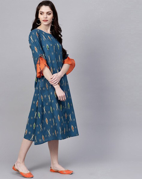 Abstract Print Dress with Sleeves Tie-Up