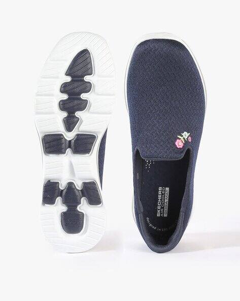 Go Walk 5-Garland Slip-On Shoes (Image - 3)