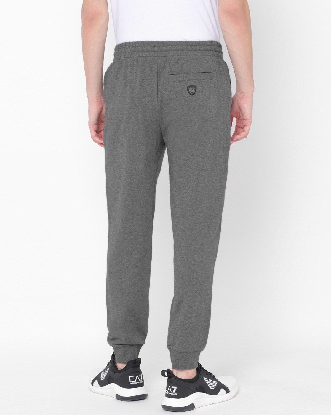 ea7 joggers mens