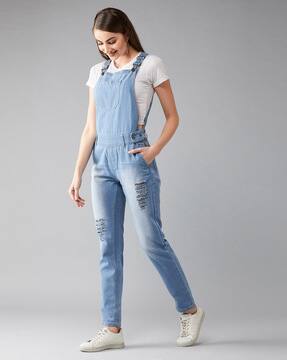 light wash dungarees