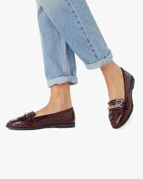 Buy Burgundy Flat Shoes for Women by 