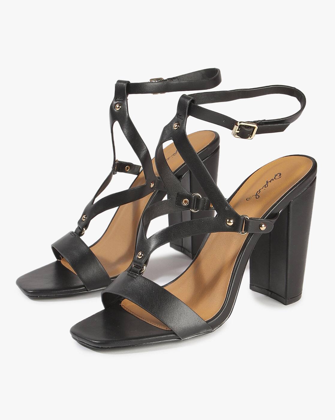 qupid heeled sandals