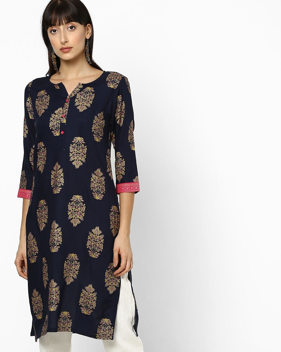 Buy online Navy Blue Colored Layered Kurta from Kurta Kurtis for Women by  Avaasa Mix 'n' Match for ₹899 at 31% off | 2024 Limeroad.com