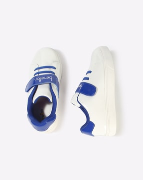 Ucb white textured on sale sneakers