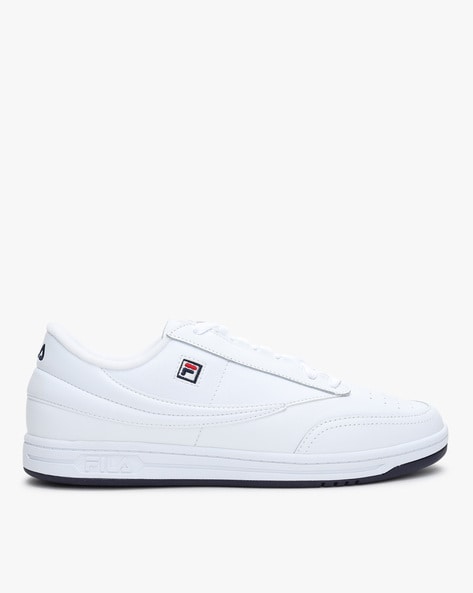 fila white shoes for men