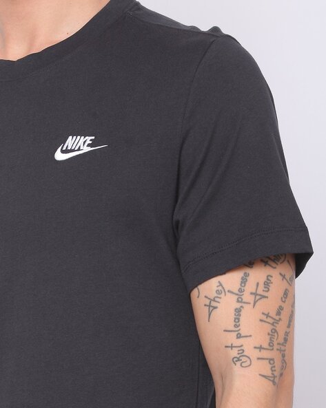 Nike store club tee