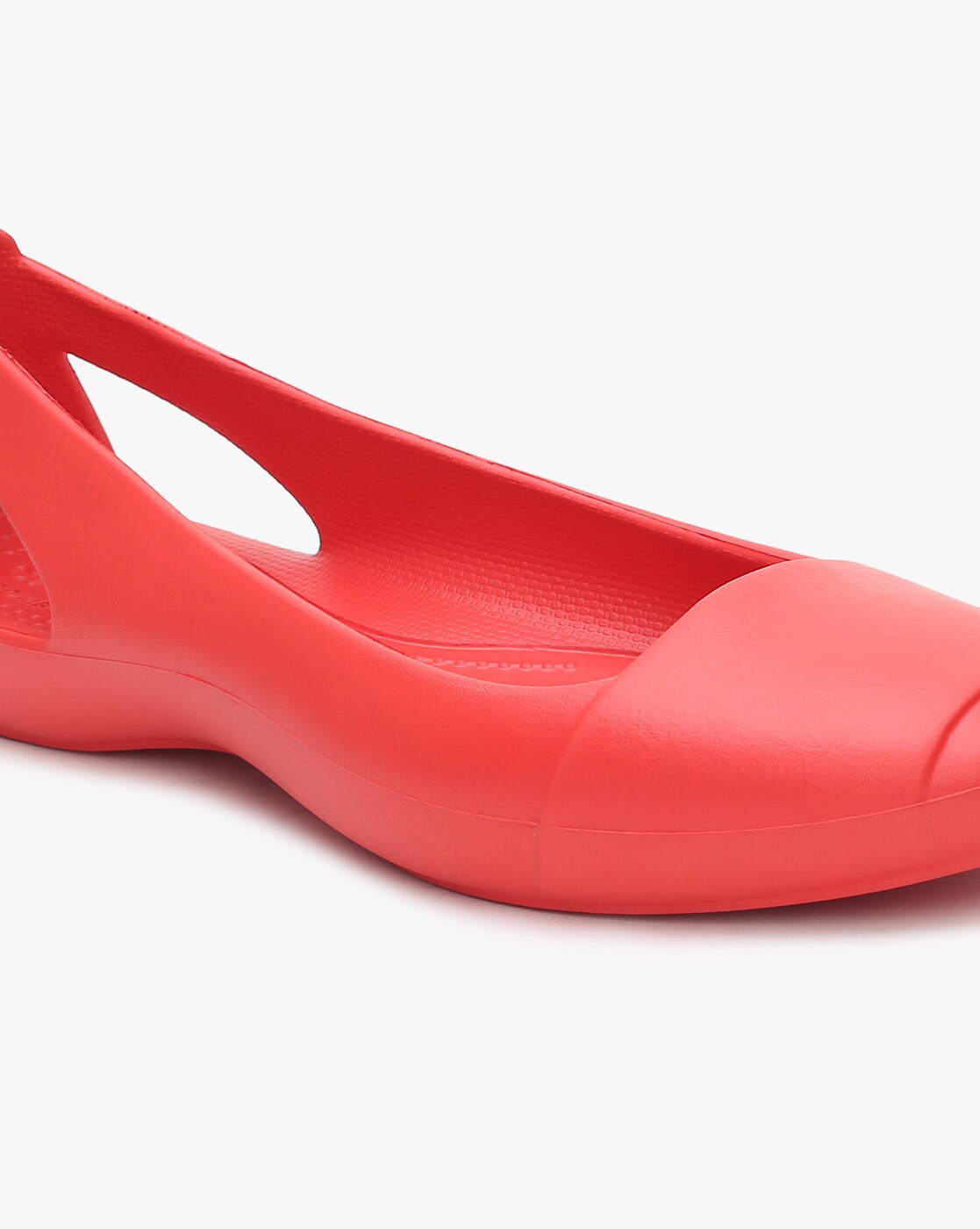 Buy Red Flat Shoes for Women by CROCS Online 