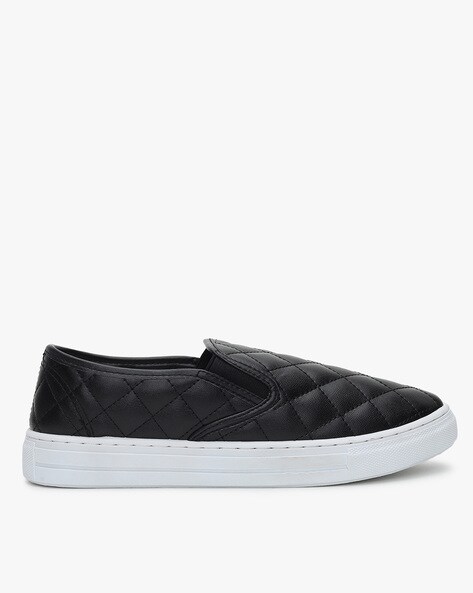 Qupid quilted sale slip on sneakers