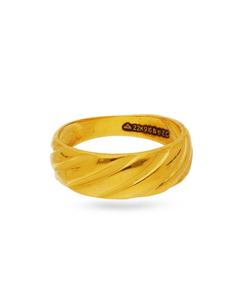Contemporary 22 Karat Yellow Gold Finger Ring