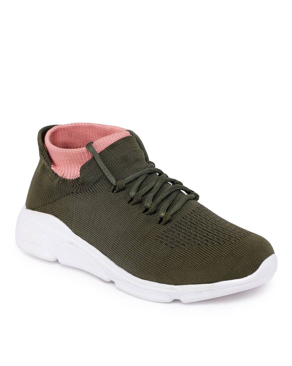 olive green sports shoes