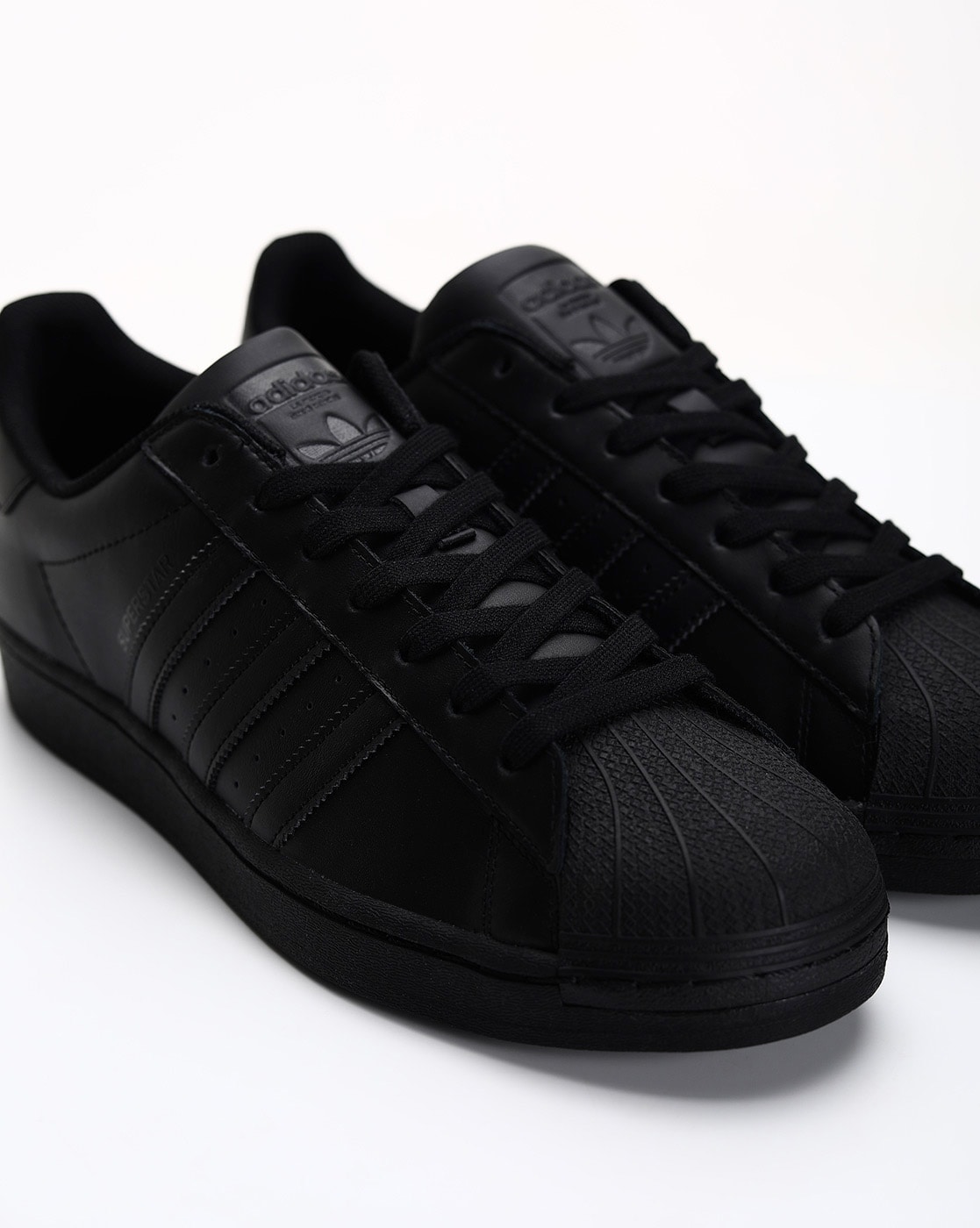 adidas sneakers all black