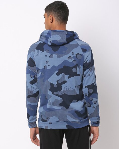 Nike store camo gfx