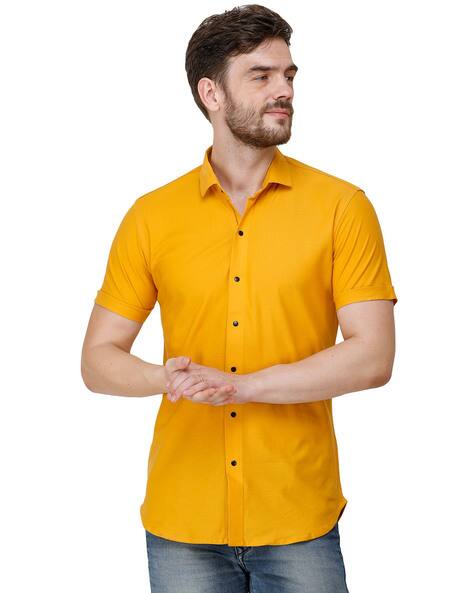 jeans with yellow shirt