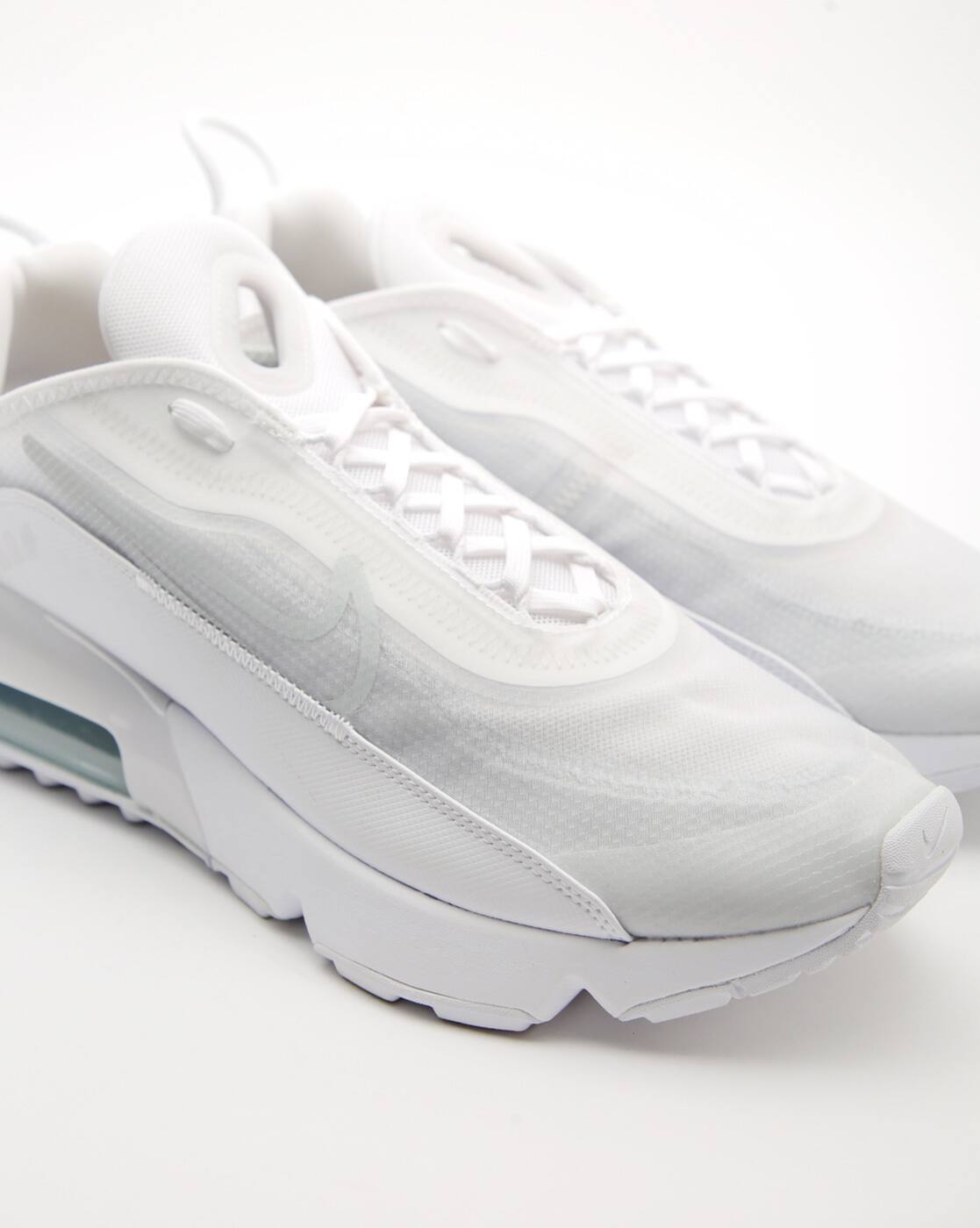 all white nike 2090