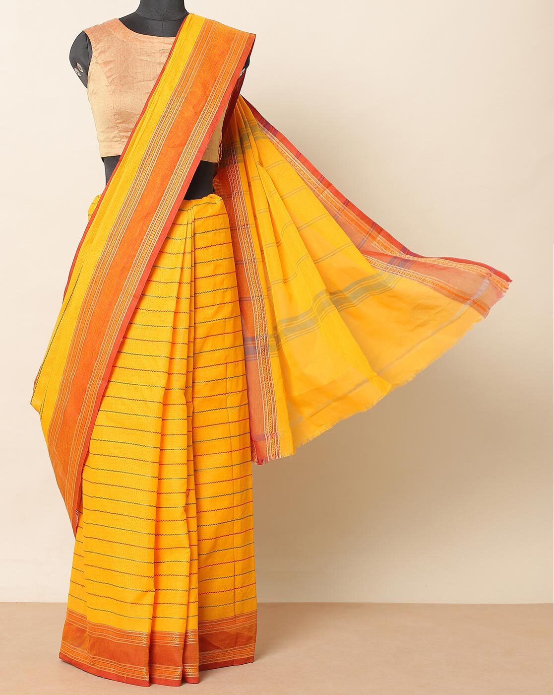 Buy Lavender Sarees for Women by Indie Picks Online | Ajio.com