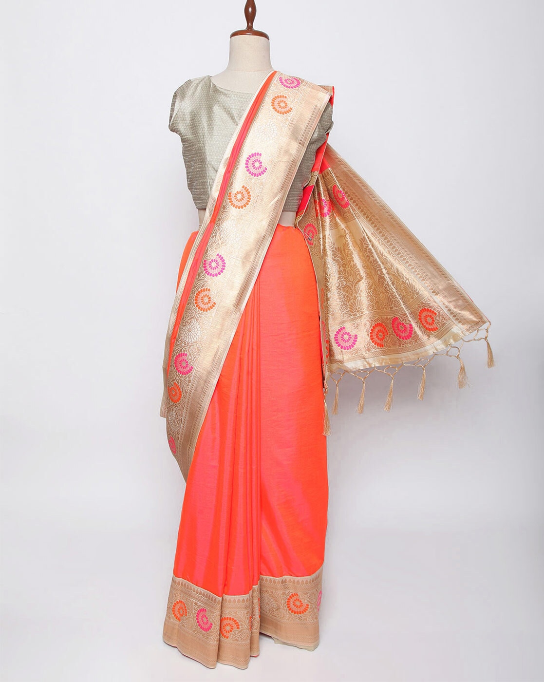 Varkala Silk Sarees Pink Art Silk Saree Price in India - Buy Varkala Silk  Sarees Pink Art Silk Saree Online at Snapdeal