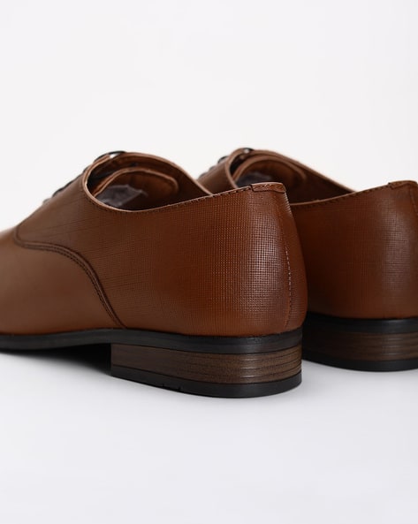 Textured Leather Oxfords (Image - 3)