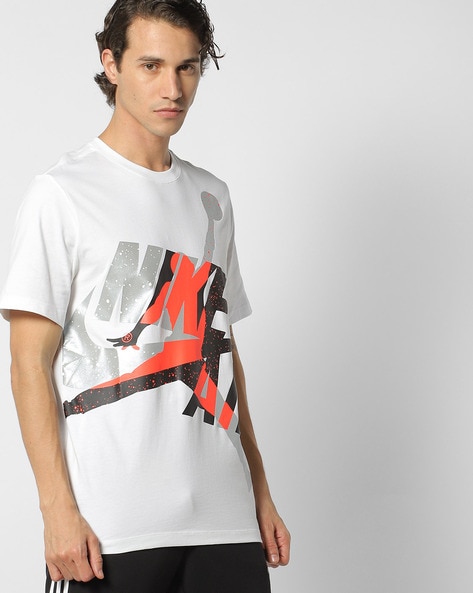 Buy White Tshirts for Men by NIKE Online