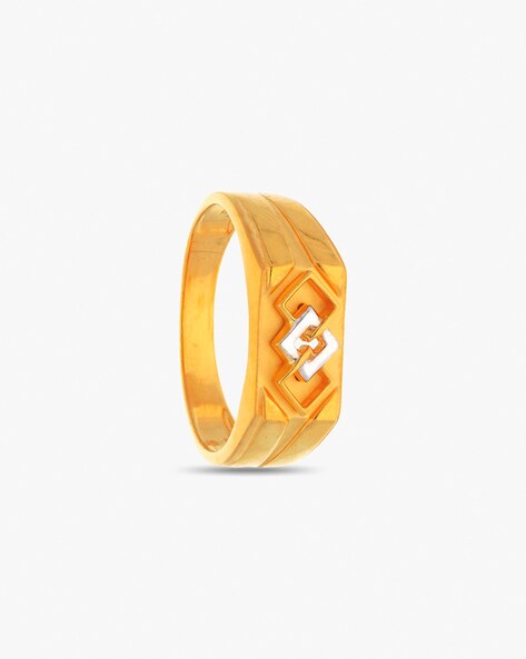 Elaborate Gold Finger Ring for Men