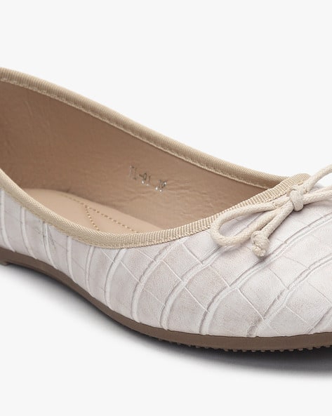 Croc-Embossed Round-Toe Ballerinas (Image - 1)