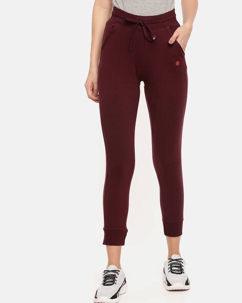 women's fitted joggers with pockets