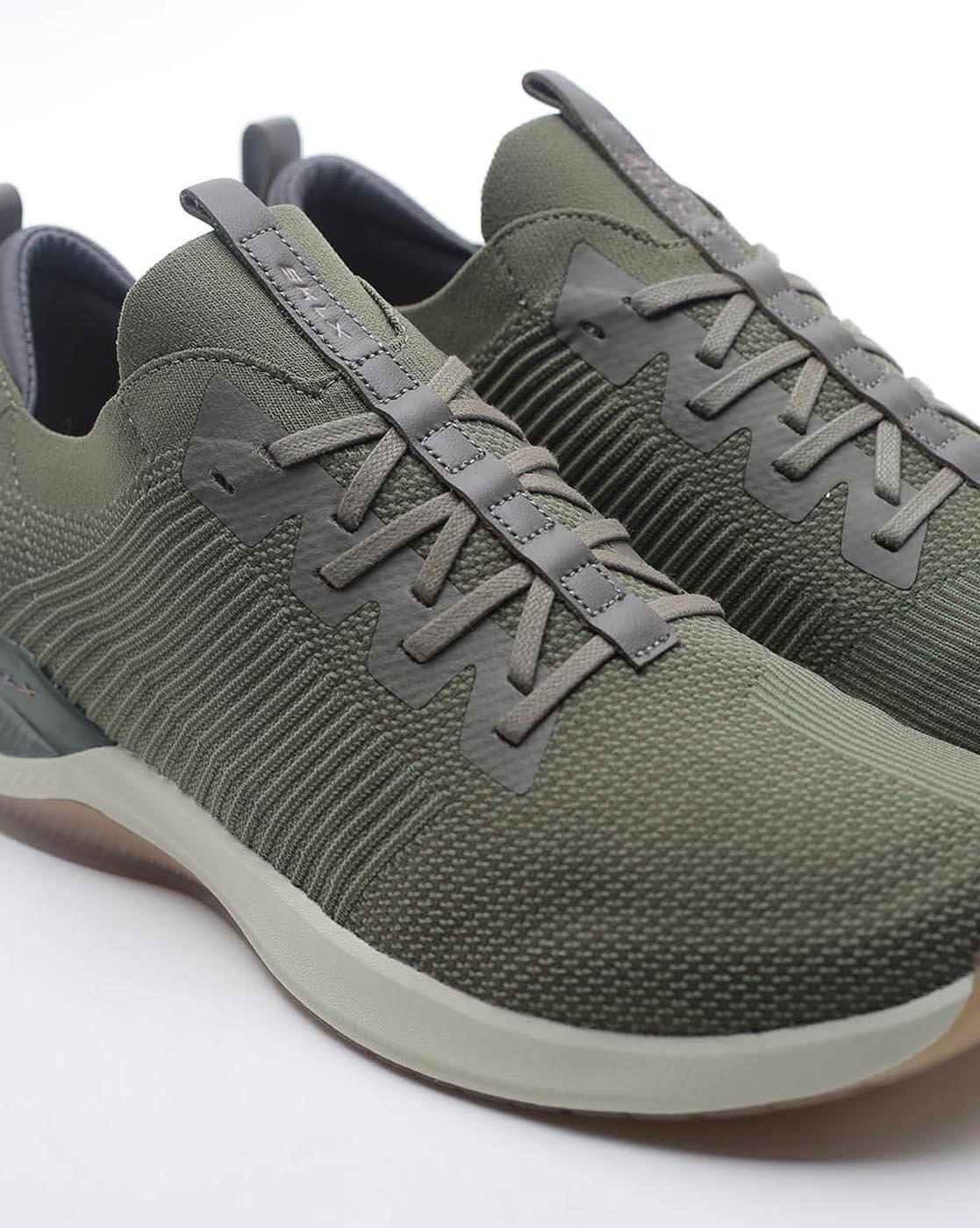 skechers modena low top