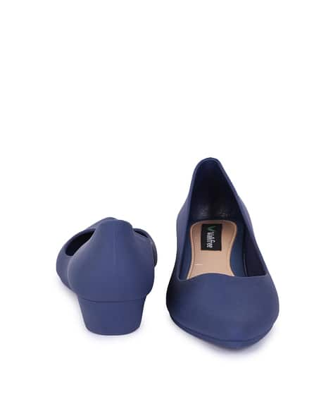 Pointed-Toe Pump Shoes (Image - 2)