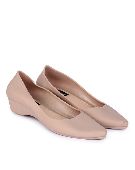 Beige Heeled Shoes for Women by SAPATOS 