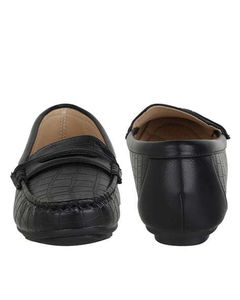 Checked Round-Toe Loafers (Image - 3)